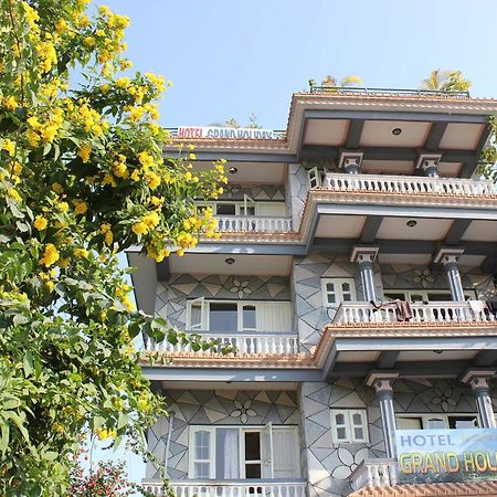 Hotel Grand Holiday Покхара Екстер'єр фото