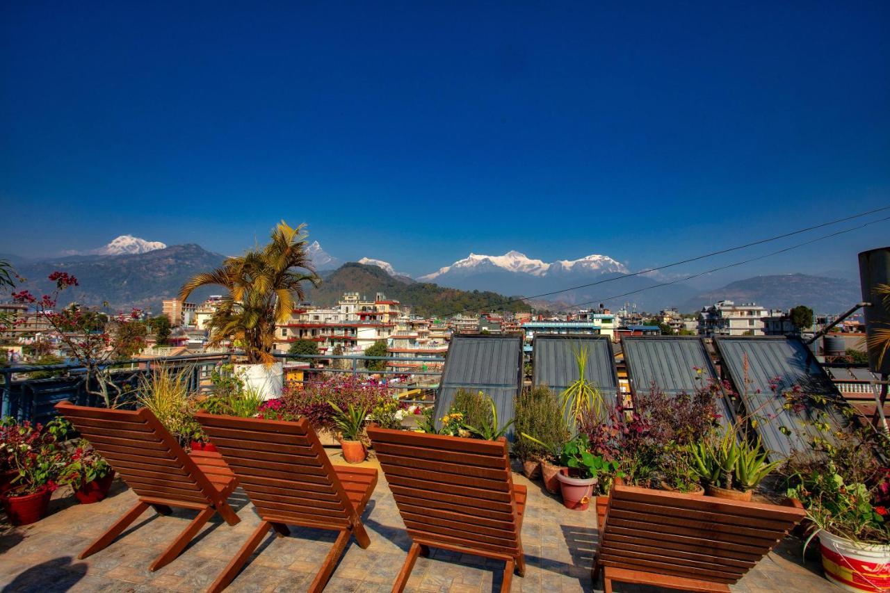 Hotel Grand Holiday Покхара Екстер'єр фото